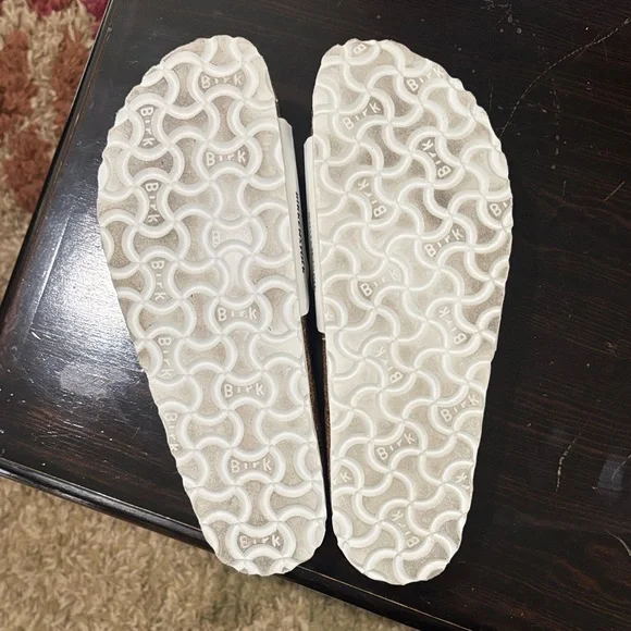 Birkenstock Women's White Slide Sandals - Picture 2 of 3